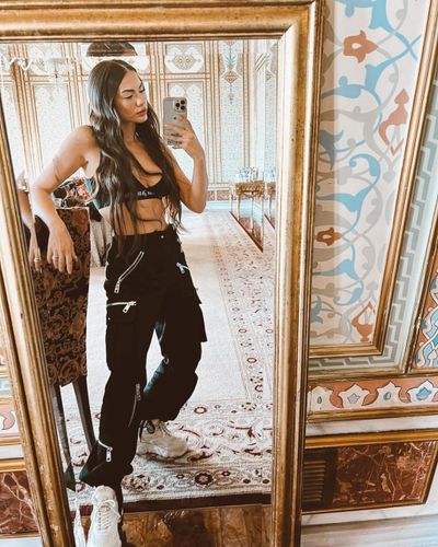 Demet Özdemir seksi ifşa fotoğrafı 813