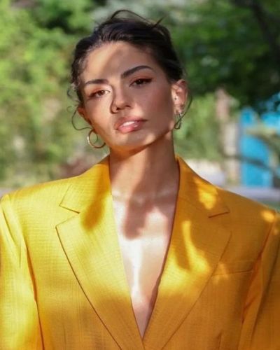 Demet Özdemir seksi ifşa fotoğrafı 823