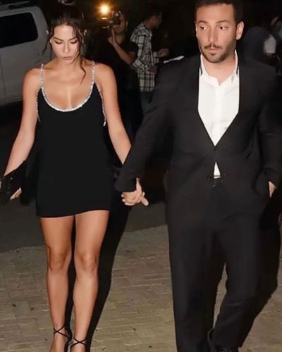 Demet Özdemir seksi ifşa fotoğrafı 833