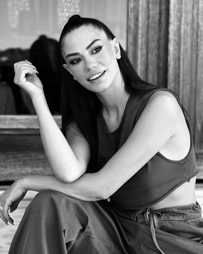 Demet Özdemir seksi ifşa fotoğrafı 842
