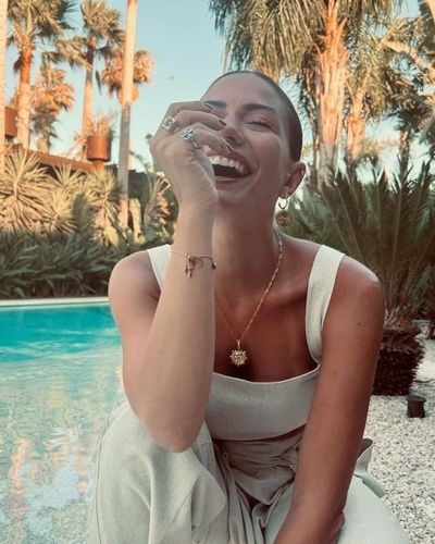 Demet Özdemir seksi ifşa fotoğrafı 857
