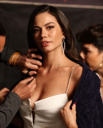 Demet Özdemir seksi ifşa fotoğrafı 893