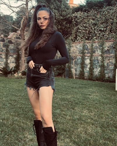 Demet Özdemir seksi ifşa fotoğrafı 912