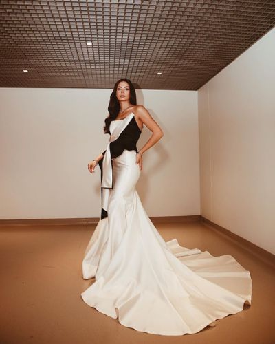 Demet Özdemir seksi ifşa fotoğrafı 919