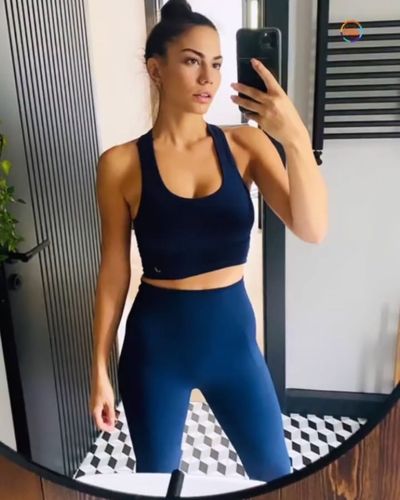 Demet Özdemir seksi ifşa fotoğrafı 936