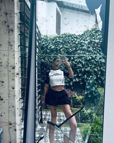 Demet Özdemir seksi ifşa fotoğrafı 945