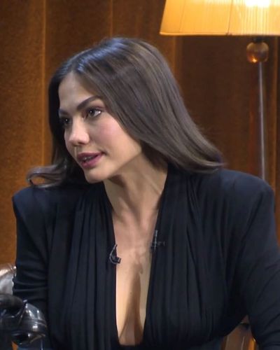 Demet Özdemir seksi ifşa fotoğrafı 973