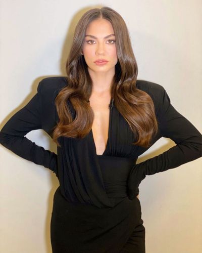 Demet Özdemir seksi ifşa fotoğrafı 996