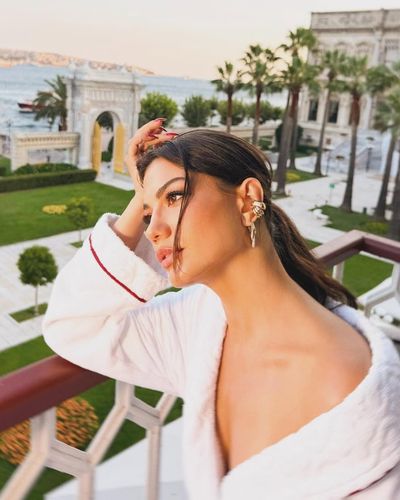 Demet Özdemir seksi ifşa fotoğrafı 99