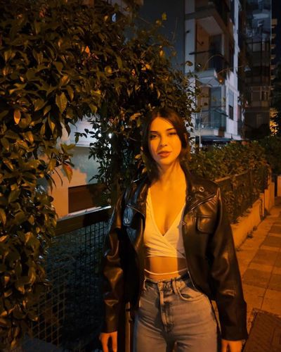 Devrim Özkan seksi ifşa fotoğrafı 290
