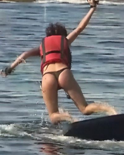 Devrim Özkan seksi ifşa fotoğrafı 80