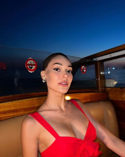 Dilan Çiçek Deniz seksi ifşa fotoğrafı 306