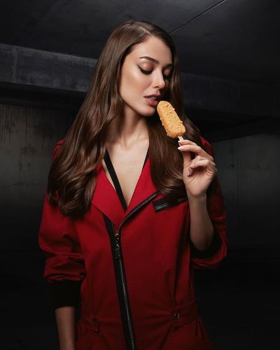 Dilan Çiçek Deniz seksi ifşa fotoğrafı 565
