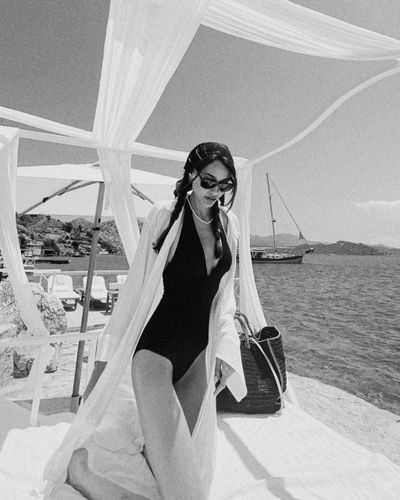 Dilan Çiçek Deniz seksi ifşa fotoğrafı 570