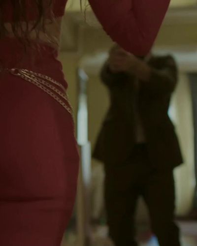 Dilan Çiçek Deniz seksi ifşa fotoğrafı 49 — Yarım Kalan Aşklar (2020)