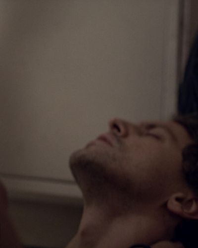 Dilan Çiçek Deniz seksi ifşa fotoğrafı 31 — Yarına Tek Bilet (2020)