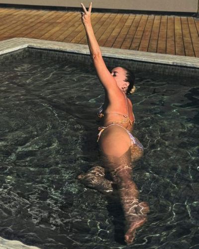 Dolunay Soysert seksi ifşa fotoğrafı 43