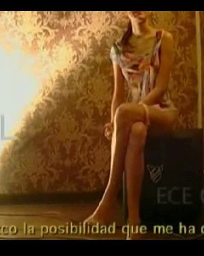 Ece Gürsel seksi ifşa fotoğrafı 40 — Ece Gürsel Nip Slip Video (2022)