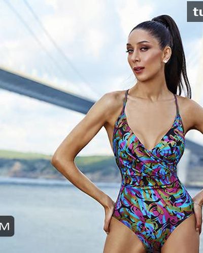 Ece Gürsel seksi ifşa fotoğrafı 20 — Ece Gürsel Sexy Photo Collection (2022)
