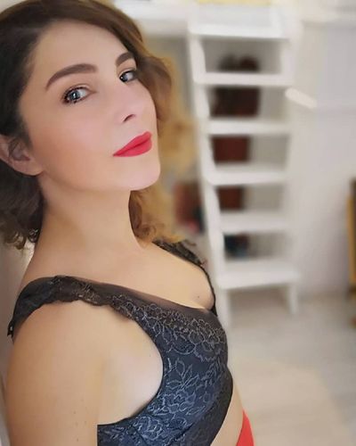 Ece Özdikici seksi ifşa fotoğrafı 105