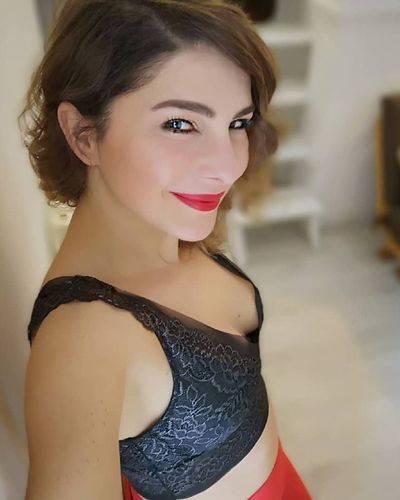 Ece Özdikici seksi ifşa fotoğrafı 93