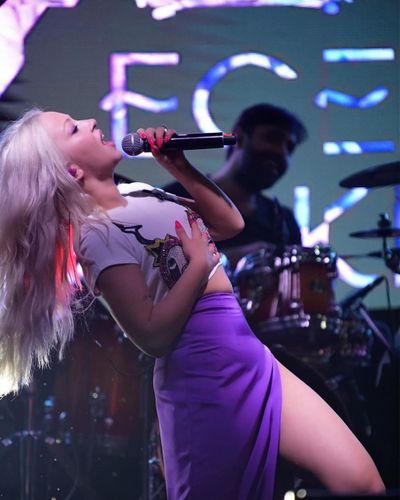 Ece Seçkin seksi ifşa fotoğrafı 112