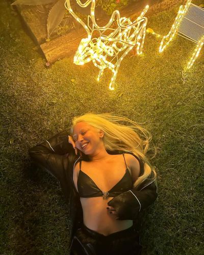 Ece Seçkin seksi ifşa fotoğrafı 21