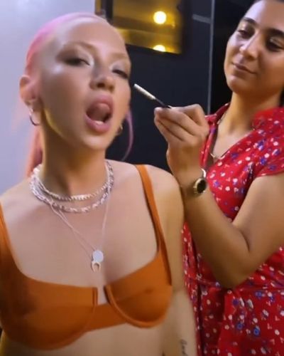 Ece Seçkin seksi ifşa fotoğrafı 425