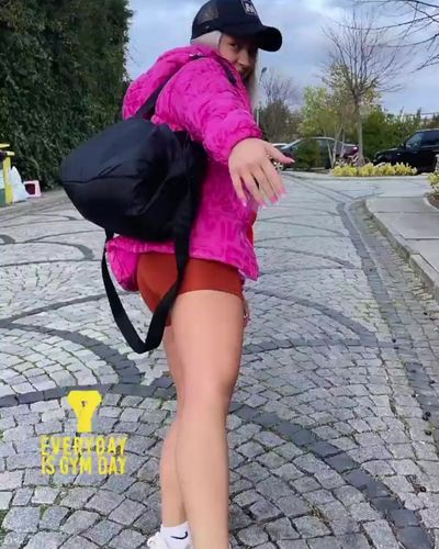 Ece Seçkin seksi ifşa fotoğrafı 460
