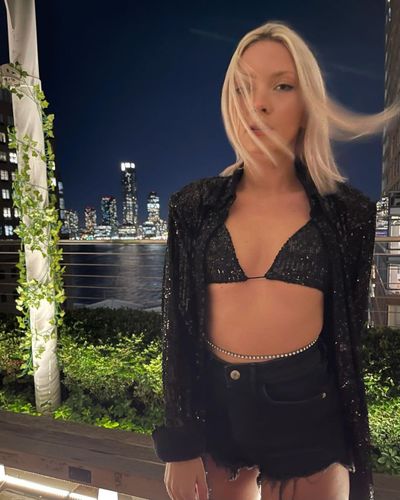 Ece Seçkin seksi ifşa fotoğrafı 470