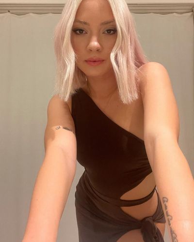 Ece Seçkin seksi ifşa fotoğrafı 484