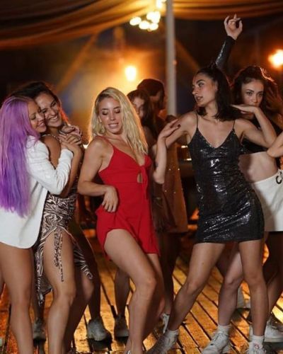 Ece Seçkin seksi ifşa fotoğrafı 522