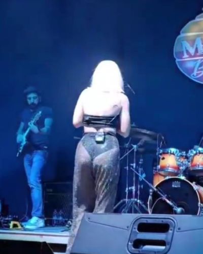 Ece Seçkin seksi ifşa fotoğrafı 537