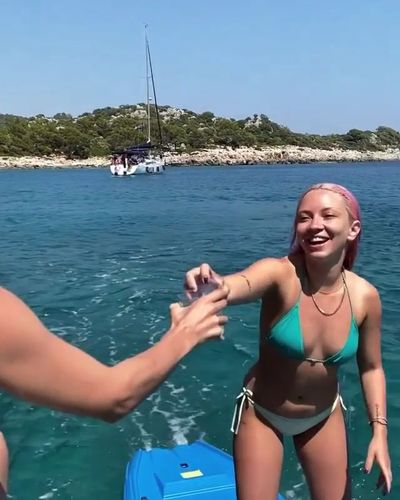 Ece Seçkin seksi ifşa fotoğrafı 697