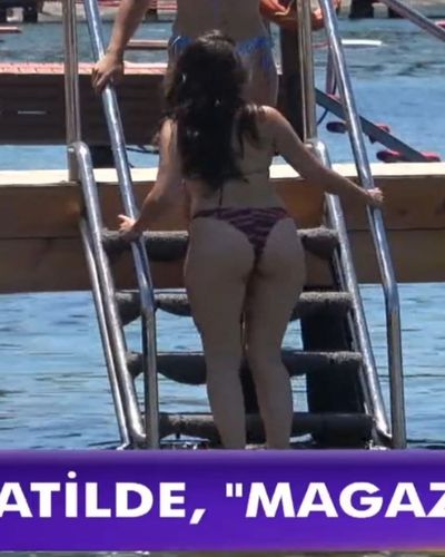 Ecem Öz seksi ifşa fotoğrafı 108