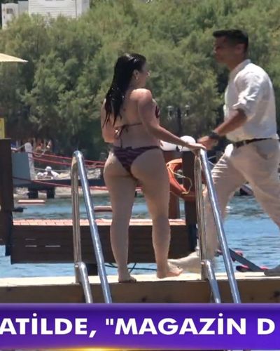Ecem Öz seksi ifşa fotoğrafı 112