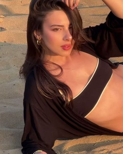 Ecem Öz seksi ifşa fotoğrafı 11