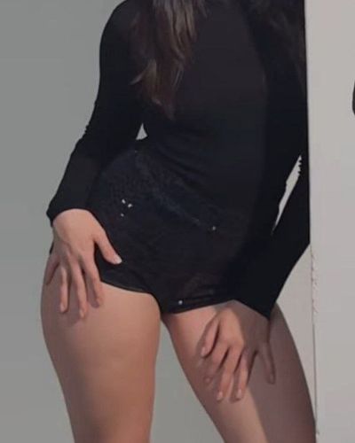 Ecem Öz seksi ifşa fotoğrafı 125