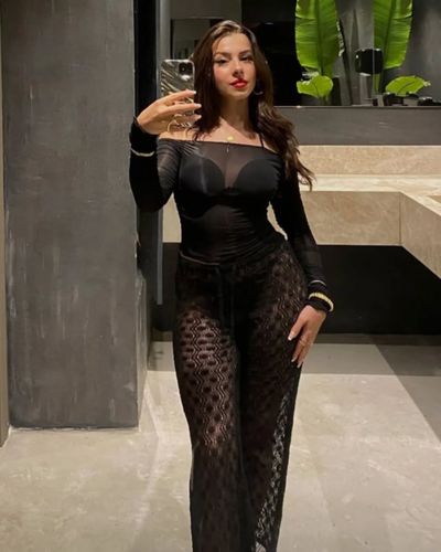 Ecem Öz seksi ifşa fotoğrafı 148