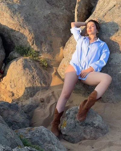 Ecem Öz seksi ifşa fotoğrafı 156