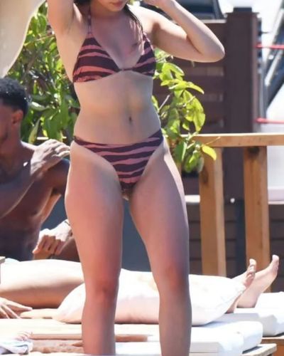 Ecem Öz seksi ifşa fotoğrafı 46