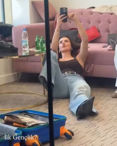 Ecem Öz seksi ifşa fotoğrafı 66