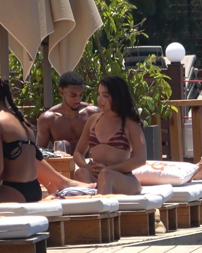 Ecem Öz seksi ifşa fotoğrafı 6