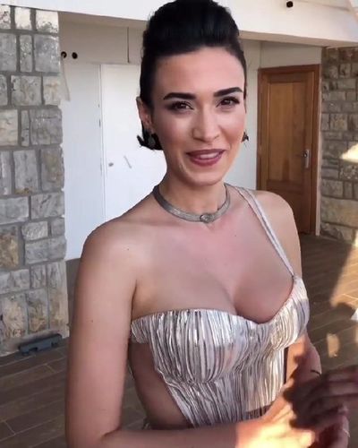 Ecem Öz seksi ifşa fotoğrafı 83