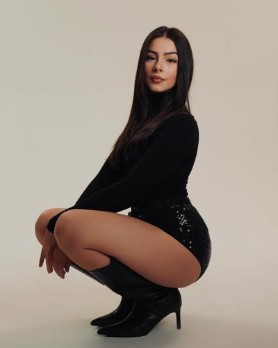 Ecem Öz seksi ifşa fotoğrafı 95