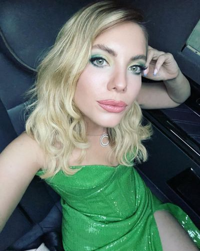 Eda Ece seksi ifşa fotoğrafı 10