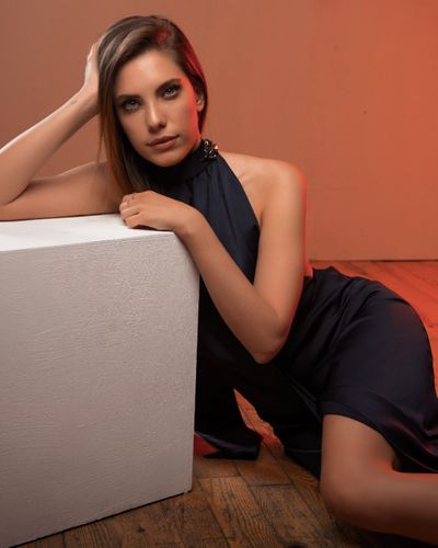 Eda Ece seksi ifşa fotoğrafı 139