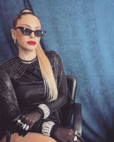 Eda Ece seksi ifşa fotoğrafı 149
