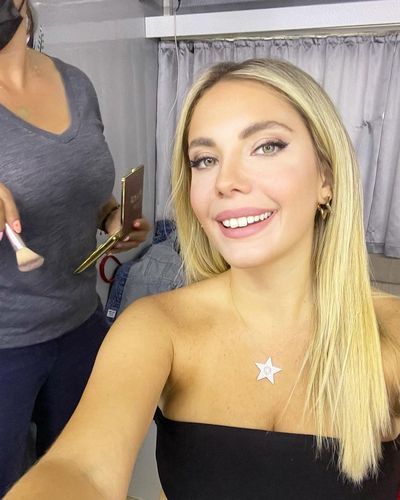 Eda Ece seksi ifşa fotoğrafı 152
