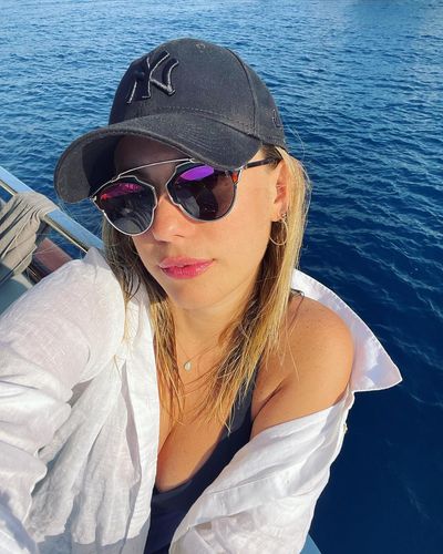 Eda Ece seksi ifşa fotoğrafı 204